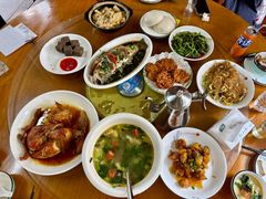 -芦茨金富饭庄·25年老字号·专做稻草鸡