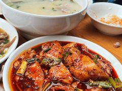 -中和裴氏蹄花(府河路店)