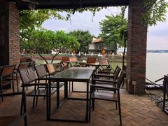 -喜洲吧·江畔老船厂·庭院餐厅(喜临院店)