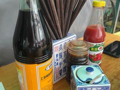 辣酱油-沪西老弄堂面馆(定西路店)