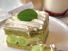 -洪小鹏生活美学馆(领SHOW天地店)