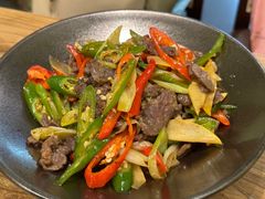 酸木瓜炒牛肉-紫滇源云南生态菜(丹凤街店)