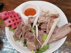 手抓羊肉-吉祥圣雪藏餐