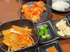 -肉甲韩国木炭烤肉(新壹街1店)