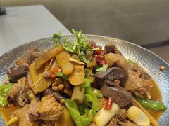 -椒馋小馆(绿源路店)