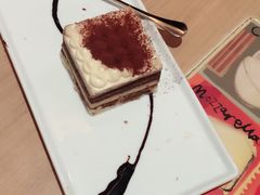 -必胜客(百联又一城店)