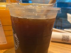 -星巴克(青岛火车北站候车大厅店)