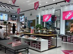 -BeLLE(北京赛特奥莱香江北路店)