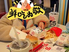 -麦当劳(新世纪环球中心店)