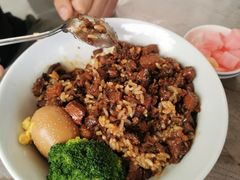 红藜麦卤肉饭-村外有星光小食铺(长嘉汇店)