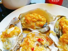 -大中华希尔顿酒店-念自助餐·嗨啤·小龙虾