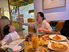 -菲滋意式休闲餐厅(北仑银泰城店)