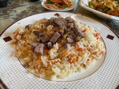 手抓饭-新疆伊宁远征餐厅