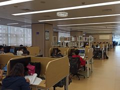 -杭州滨江区图书馆科技分馆