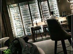 -wineapp葡萄酒餐吧(外滩金融中心店)
