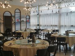 大堂-山里人湘菜·山茶油炒土鸡(嘉邻中心店)