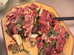 -黄利砖万峰林布依特色酸笋牛肉馆