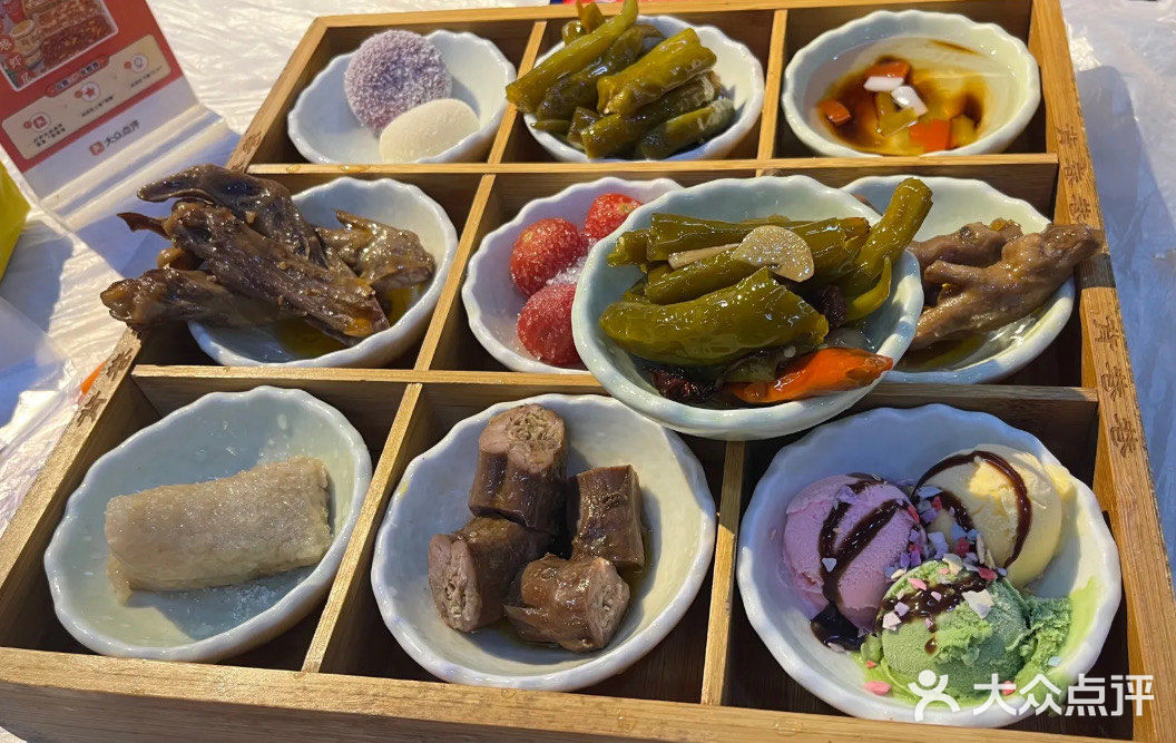 这满满的龙虾🦞肉，一口咬下去，太满足了🔥🔥