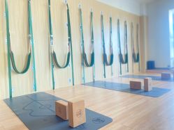 -吾之瑜生瑜伽普拉提学院