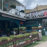 偶然的机会去罗马湖附近 正好来吃饭