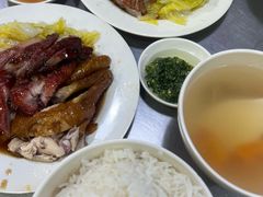 -华香鹅快餐店