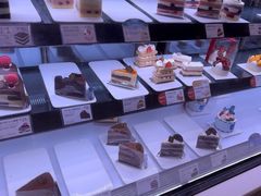 -巴黎贝甜(大宁国际商业广场店)