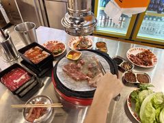-哈哈碳都·牛肋条无限自助烤肉(宝龙店)