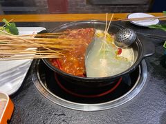-两三事小郡肝串串香火锅(桂庙店)