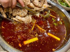 梭边鱼-肖肖酸萝卜鱼火锅(总店)