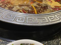 -杨肥肠火锅大排档(火车站花园店)