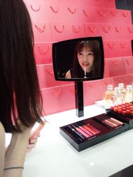 -镁连社·美联社