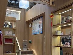 -霸王茶姬(南强街店)