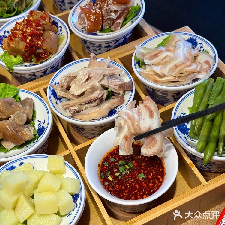 在成都还有谁没吃过这家蹄花?!
