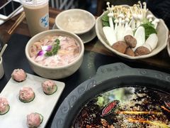 -川东坝子火锅(宝龙店)