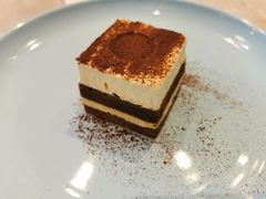 -必胜客(东大桥店)