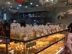面包甜点陈列柜-BreadTalk面包新语·烘焙蛋糕(领展购物广场店)