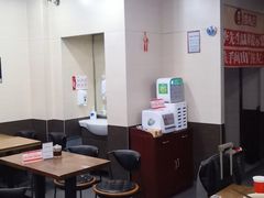-李先生牛肉面大王(北京站售票厅餐厅)