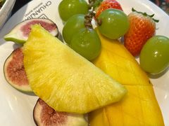 -川骄海鲜自助(王府井奥莱UP TOWN店原世界之花店)