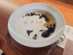 -RUXU入续糖水铺与包(卓悦中心店)