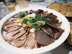 招牌卤狮头鹅七拼-潮界(虹桥新天地店)