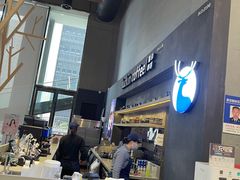 -瑞幸咖啡(艺树家工场店)