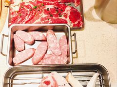 -蚂蚁洞·烤肉大营地(上海静安大悦城店)