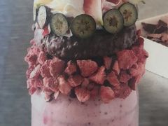 奇亚籽红心皇后奶昔-花舍·新派粤菜·西餐·下午茶(亚运村·鸟巢店)
