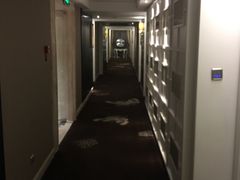 -永恒朗悦酒店(广西大学地铁站大学东路万达广场店)