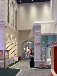 -奈尔宝·儿童乐园·亲子餐厅(华采天地店)