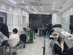 -镁连社·美联社