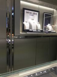 -周生生Chow Sang Sang(新世界店)