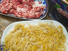 酸菜-牛叔鲜羊肉铜火锅(远东小区店)