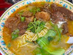 -金杨拉面王小吃面馆·牛三宝面·红烧牛肉粉