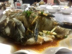 -覃记海鲜美食餐厅